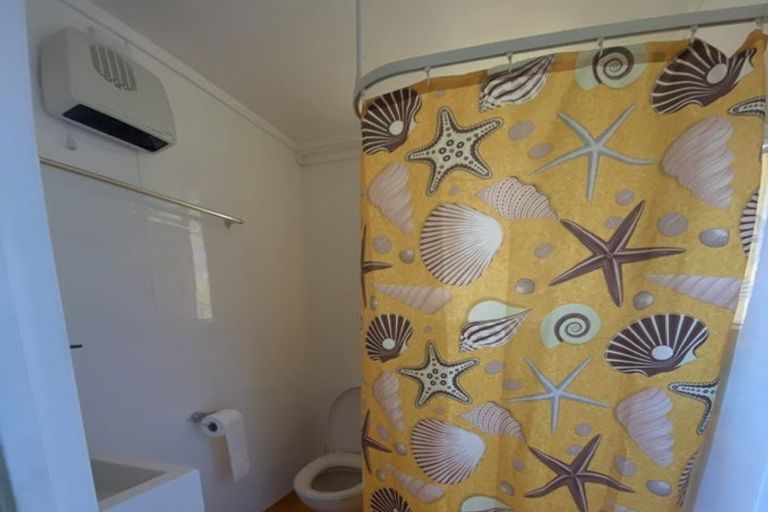 Photo of property in 18 Dermont Street, Bader, Hamilton, 3206