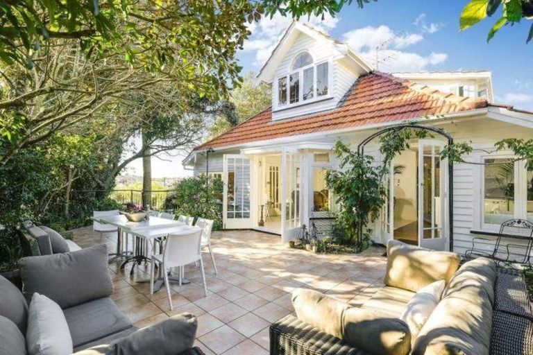Photo of property in 29 Auckland Road, Saint Heliers, Auckland, 1071