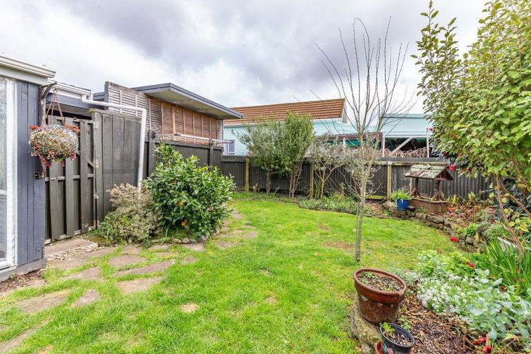 Photo of property in 37 Kent Street, Levin, 5510