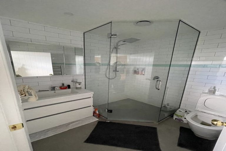 Photo of property in 87 Plateau Road, Te Marua, Upper Hutt, 5018