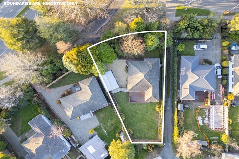 Photo of property in 12 Briggs Road, Mairehau, Christchurch, 8052