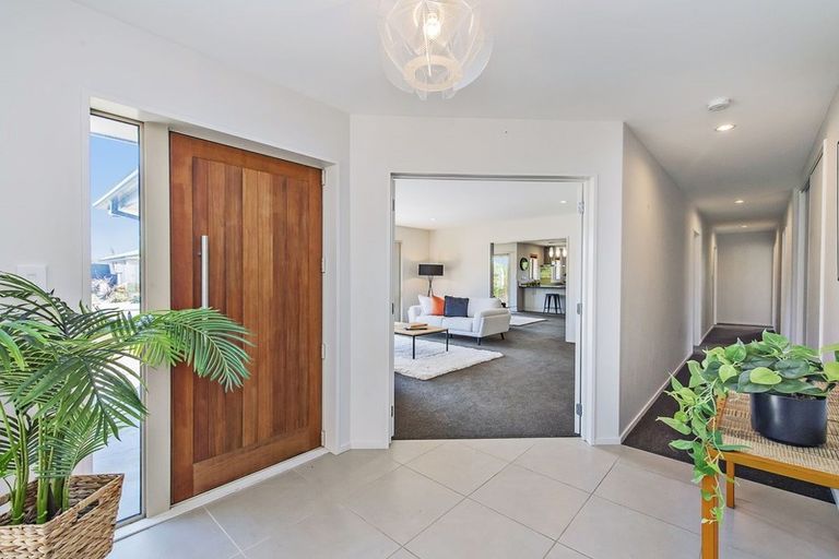 Photo of property in 4 Pipiri Street, Pegasus, 7612