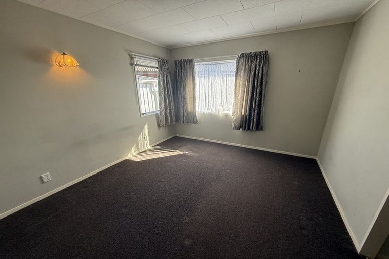 Photo of property in 3 Rosemead Place, Randwick Park, Auckland, 2105