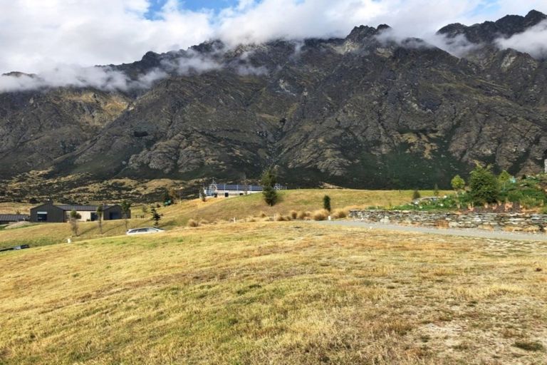 Photo of property in 11a Double Cone Road, Jacks Point, Queenstown, 9371