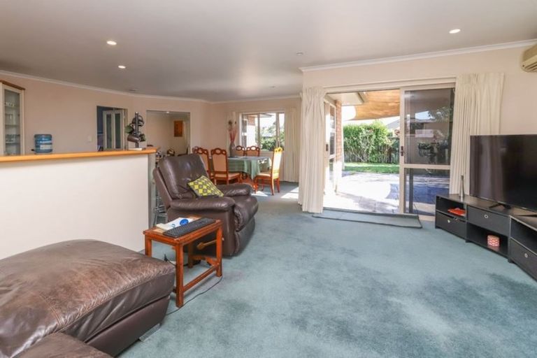 Photo of property in 54 Callum Brae Drive, Rototuna, Hamilton, 3210