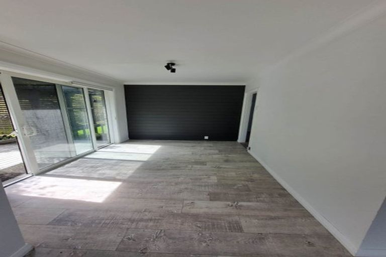 Photo of property in 22 Ocean View Road, Ravensbourne, Dunedin, 9022