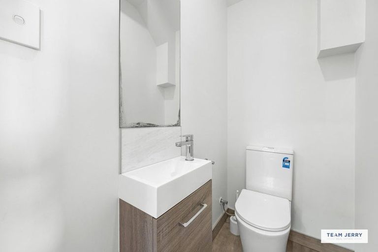Photo of property in 9 Kairakau Street, Takanini, 2110