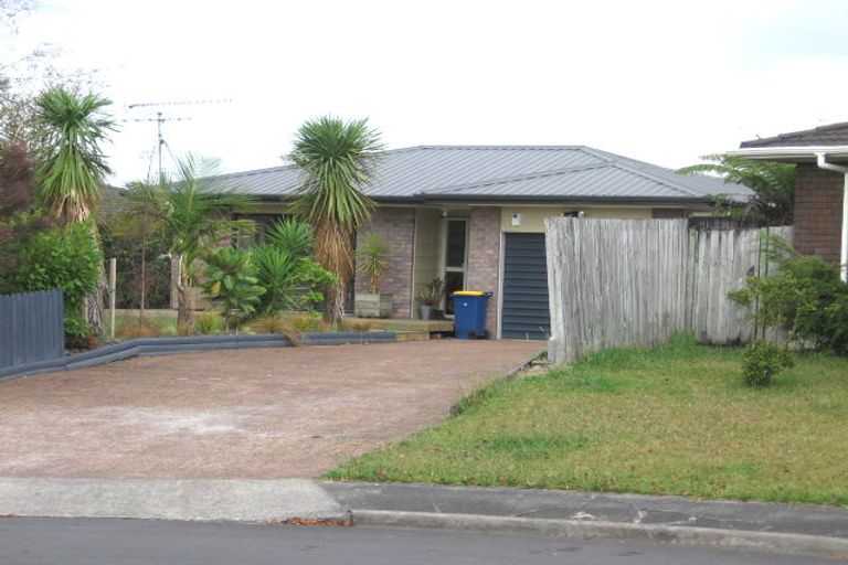 Photo of property in 39 Petrel Place, Massey, Auckland, 0614