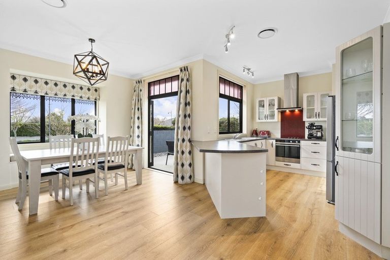 Photo of property in 2 Glenroy Place, Cambridge, 3434