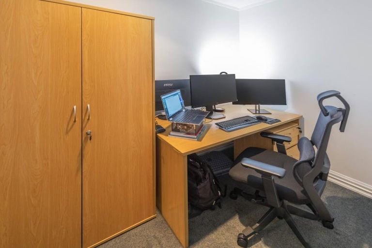 Photo of property in 153g Grant Road, Thorndon, Wellington, 6011