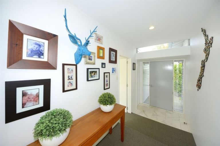 Photo of property in 11 Stenness Avenue, Somerfield, Christchurch, 8024