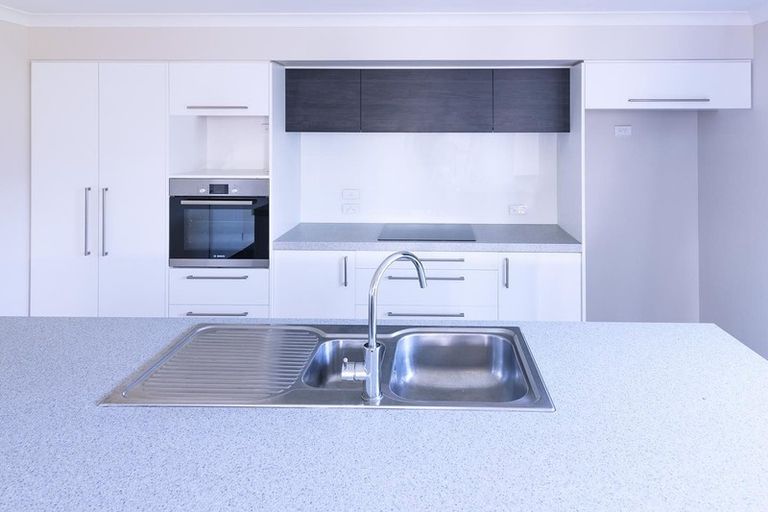 Photo of property in 52 Newman Road, Rolleston, 7614