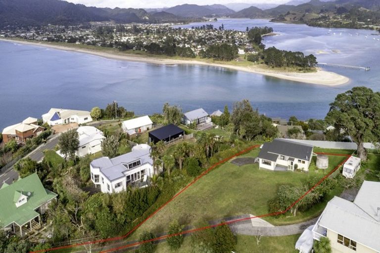 Photo of property in 204 Paku Drive, Tairua, 3508