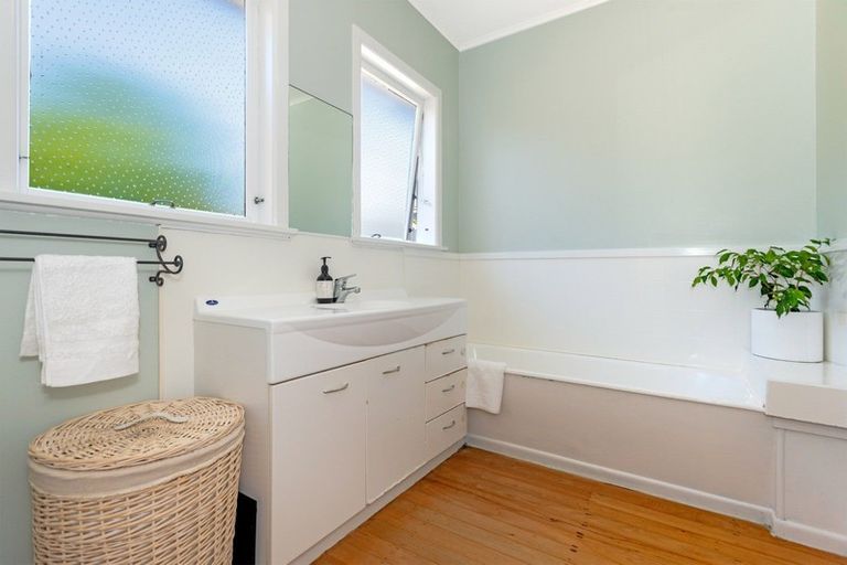 Photo of property in 11 Cobham Place, Te Hapara, Gisborne, 4010