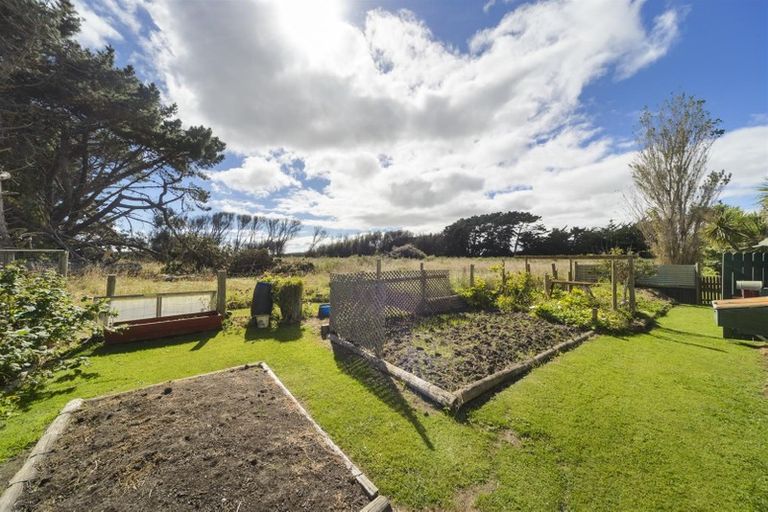 Photo of property in Build Inn, 1942 Parewanui Road, Parewanui, Bulls, 4894