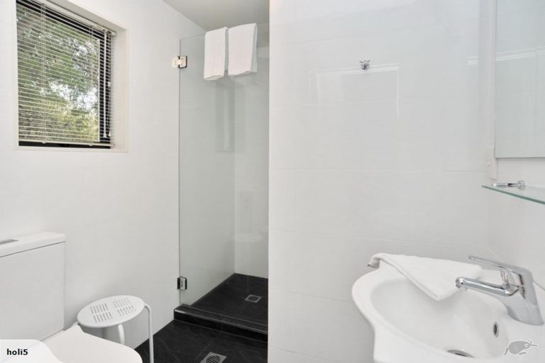 Photo of property in 2/65 Carlton Mill Road, Merivale, Christchurch, 8014