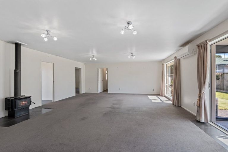 Photo of property in 8 Russell Street, Darfield, 7510