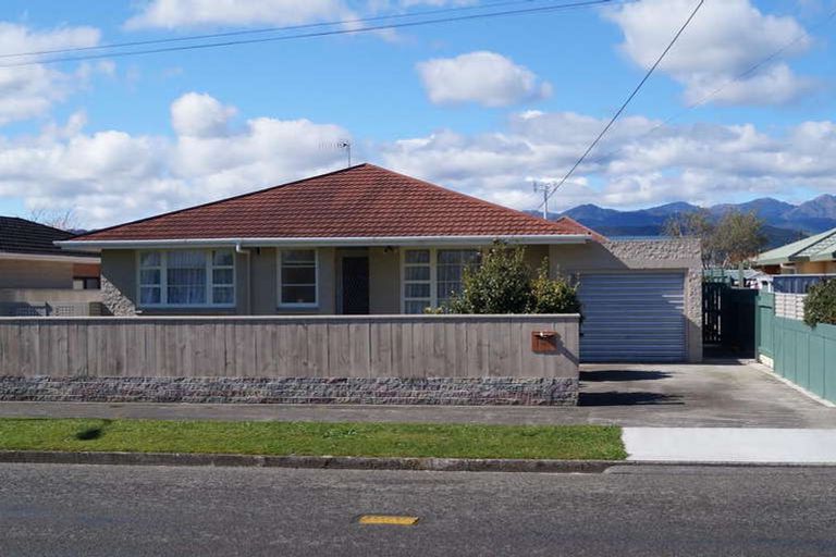 Photo of property in 56 Salisbury Street, Levin, 5510