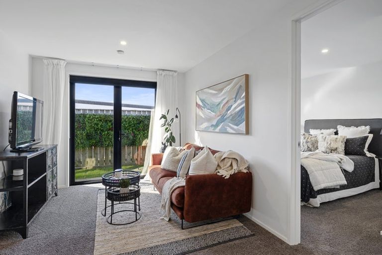 Photo of property in 15 Desmond Place, Bell Block, New Plymouth, 4312