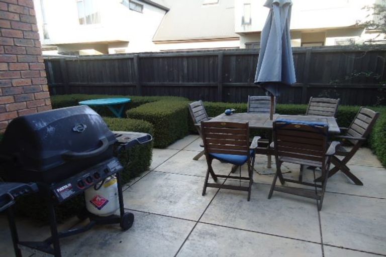 Photo of property in 80c Brockworth Place, Riccarton, Christchurch, 8011