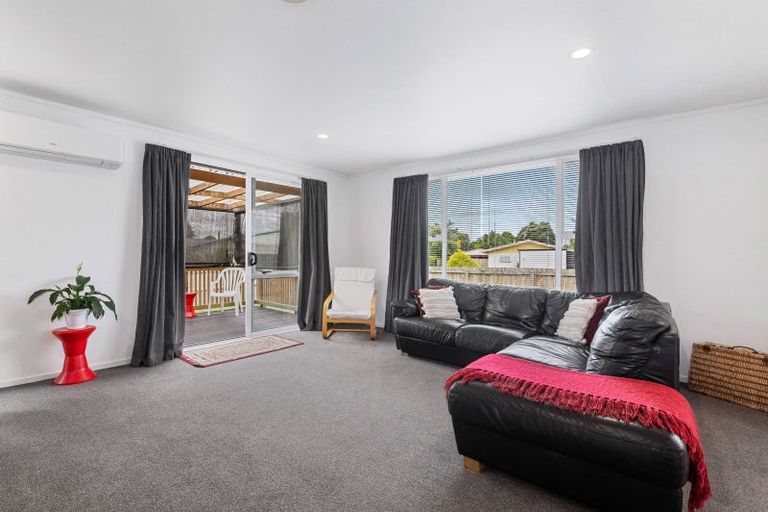 Photo of property in 4 John Road, Fairy Springs, Rotorua, 3015
