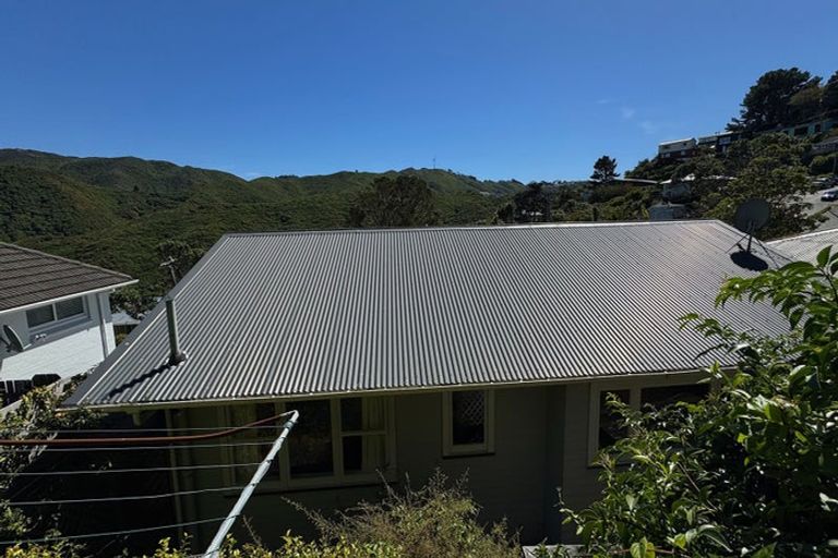 Photo of property in 25 Montreal Grove, Kingston, Wellington, 6021