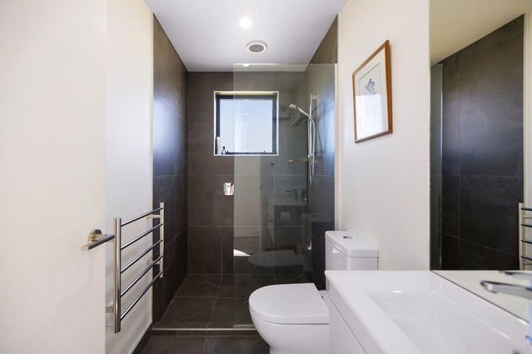 Photo of property in 47 Jacks Point Rise, Jacks Point, Queenstown, 9371