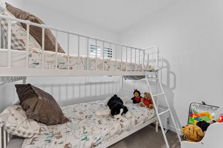 Photo of property in 22 Catalina Bay Drive, Hobsonville, Auckland, 0616