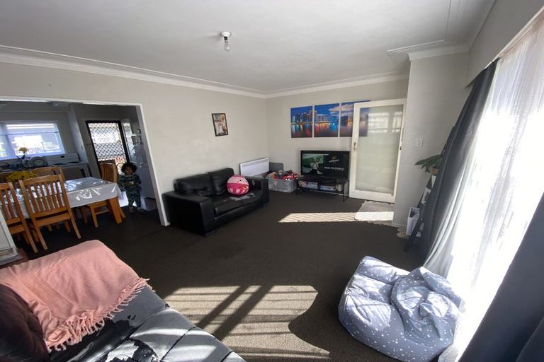 Photo of property in 2/54 East Street, Papakura, 2110