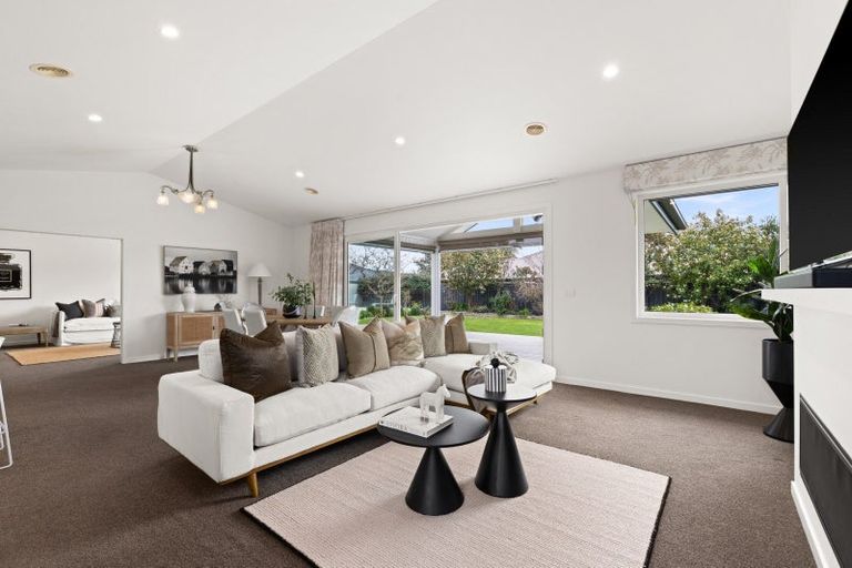 Photo of property in 54 Whakatomo Place, Havelock North, 4130
