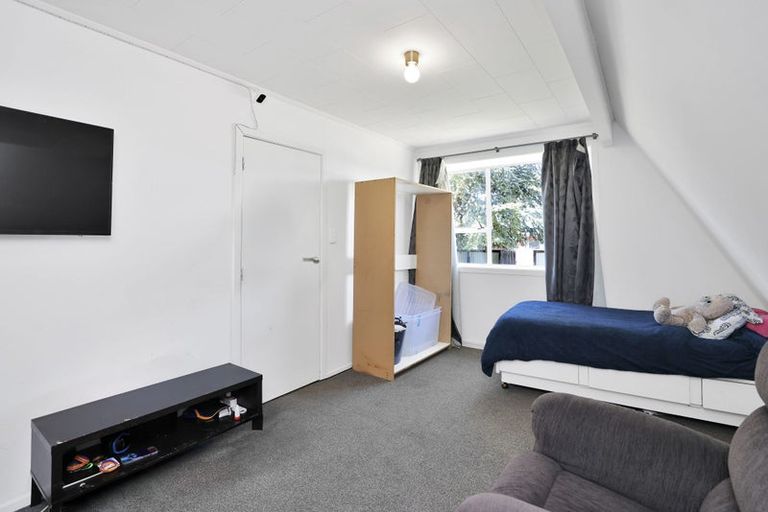 Photo of property in 170 Mcmurdo Street, Tinwald, Ashburton, 7700