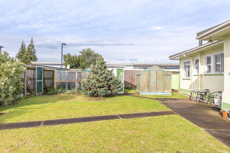 Photo of property in 48 Abbot Street, Gonville, Whanganui, 4501