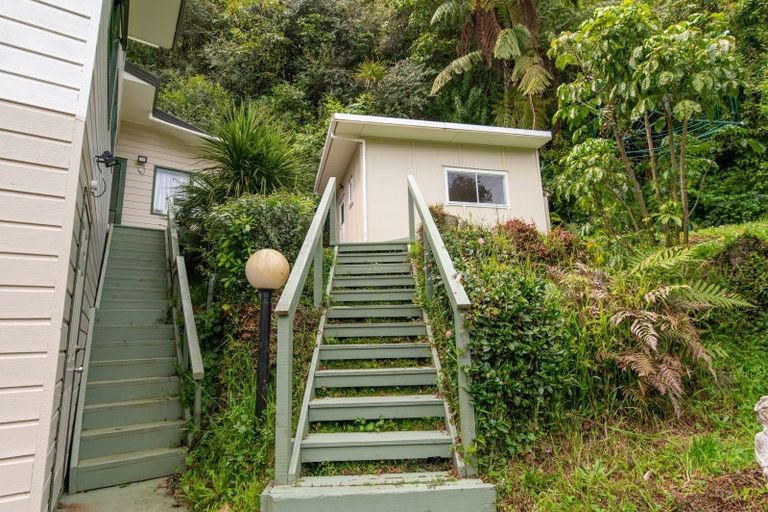 Photo of property in 29 Lake Okataina Road, Lake Okataina, Rotorua, 3074