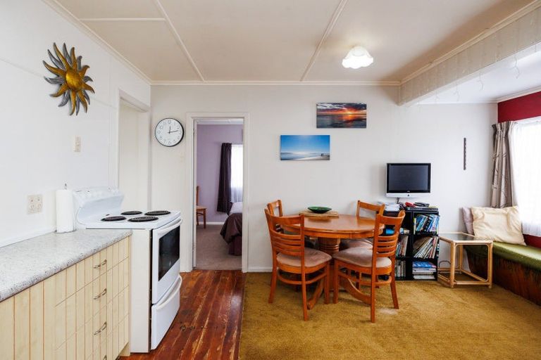 Photo of property in 31 Koputara Road, Himatangi Beach, Foxton, 4891