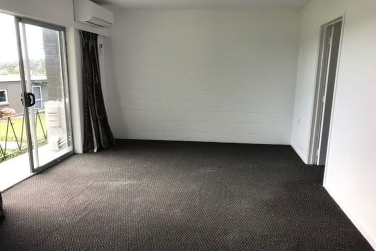 Photo of property in 1/141 Birkdale Road, Birkdale, Auckland, 0626