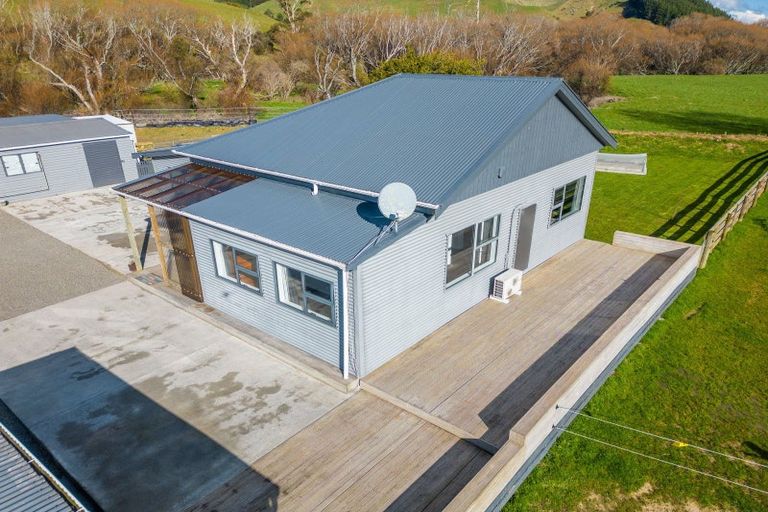 Photo of property in 10 Station Road, Mauriceville, Masterton, 5882