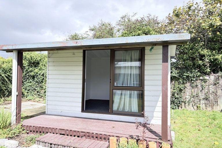 Photo of property in 10 Mooray Avenue, Bishopdale, Christchurch, 8053