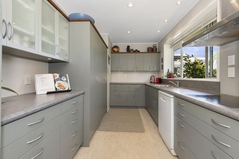 Photo of property in 45 Pulham Crescent, Queenwood, Hamilton, 3210