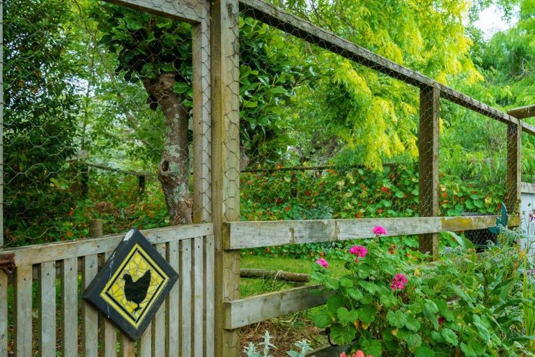 Photo of property in 35 Hill View Road, Ruatangata West, Kamo, 0185