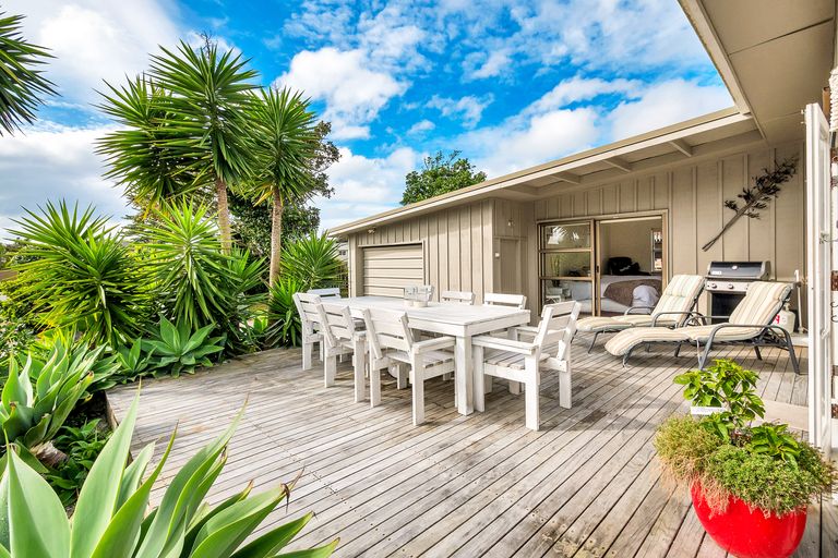 Photo of property in 428 Hibiscus Coast Highway, Orewa, 0931