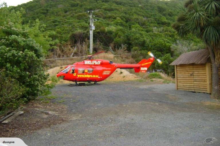 Photo of property in 41 Marina Drive, Waikawa, Picton, 7220