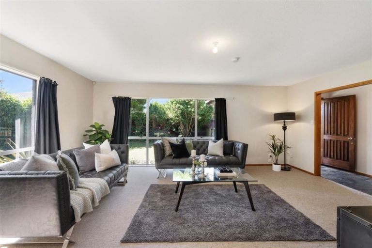 Photo of property in 15 Lancewood Drive, Halswell, Christchurch, 8025