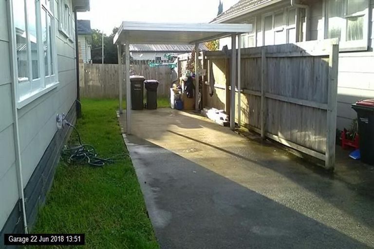 Photo of property in 72b Swaffield Road, Papatoetoe, Auckland, 2025