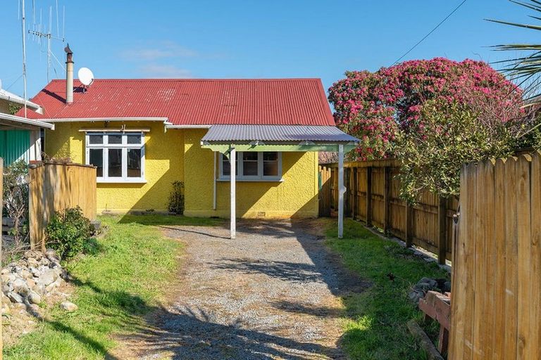 Photo of property in 3 Hadfield Street, Otaki, 5512