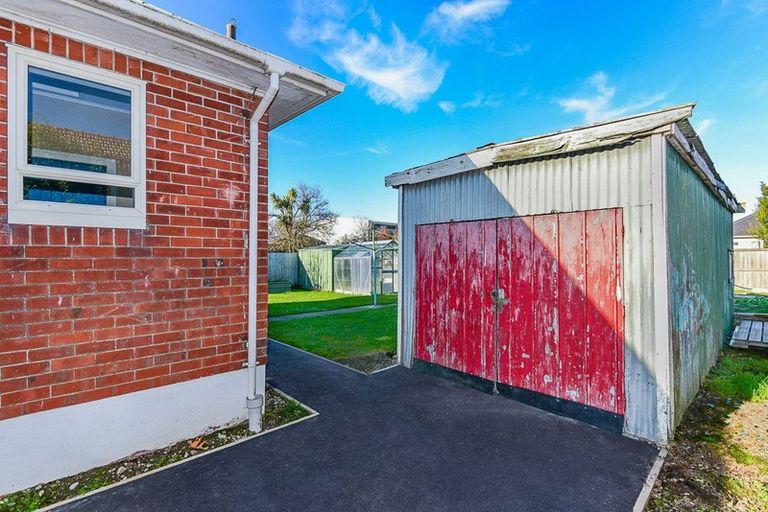 Photo of property in 17 Hopkins Street, Woolston, Christchurch, 8023