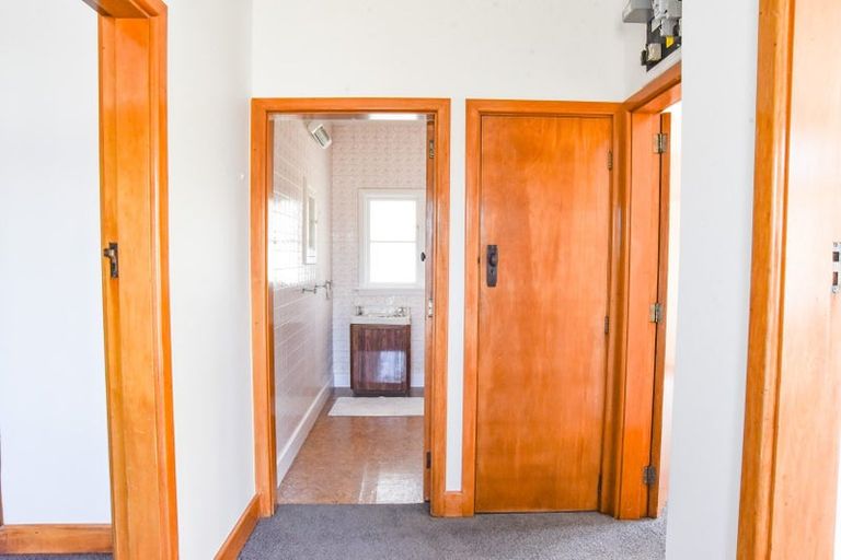 Photo of property in 119 Mackworth Street, Woolston, Christchurch, 8062