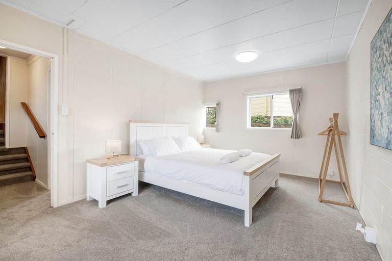 Photo of property in 26 Kawau View Road, Snells Beach, 0920