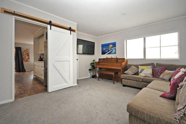 Photo of property in 4/55 Mountain Road, Mangere Bridge, Auckland, 2022