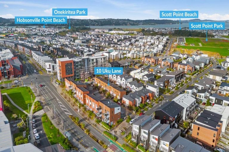 Photo of property in 10 Uku Lane, Hobsonville, Auckland, 0616