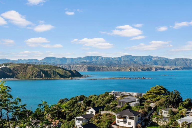 Photo of property in 103 View Road, Houghton Bay, Wellington, 6023